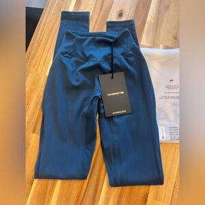 Alphalete Women's The Tenacity Everyday Core Leggings XXS NEW